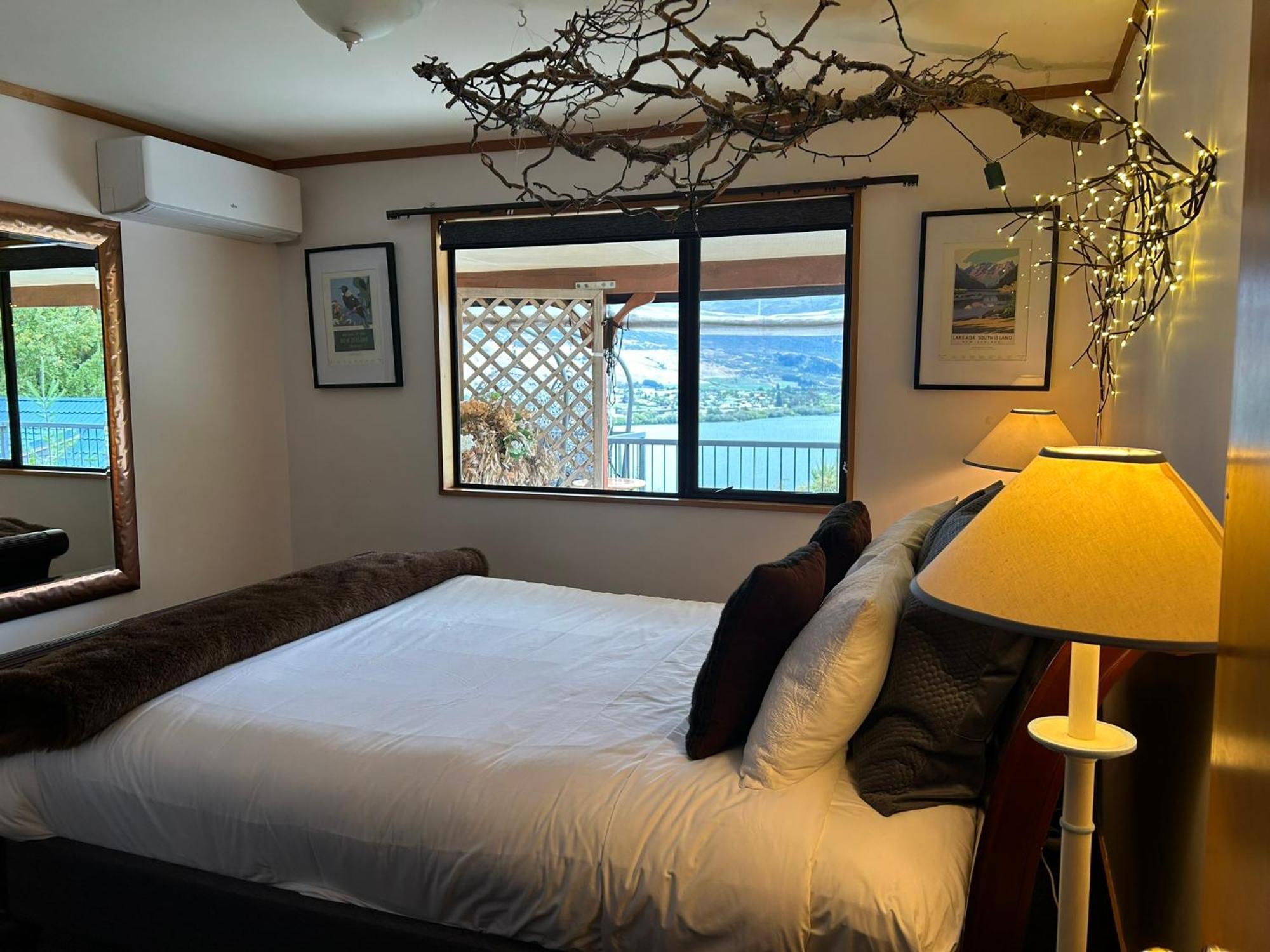 The Embassy B&B Queenstown Dış mekan fotoğraf