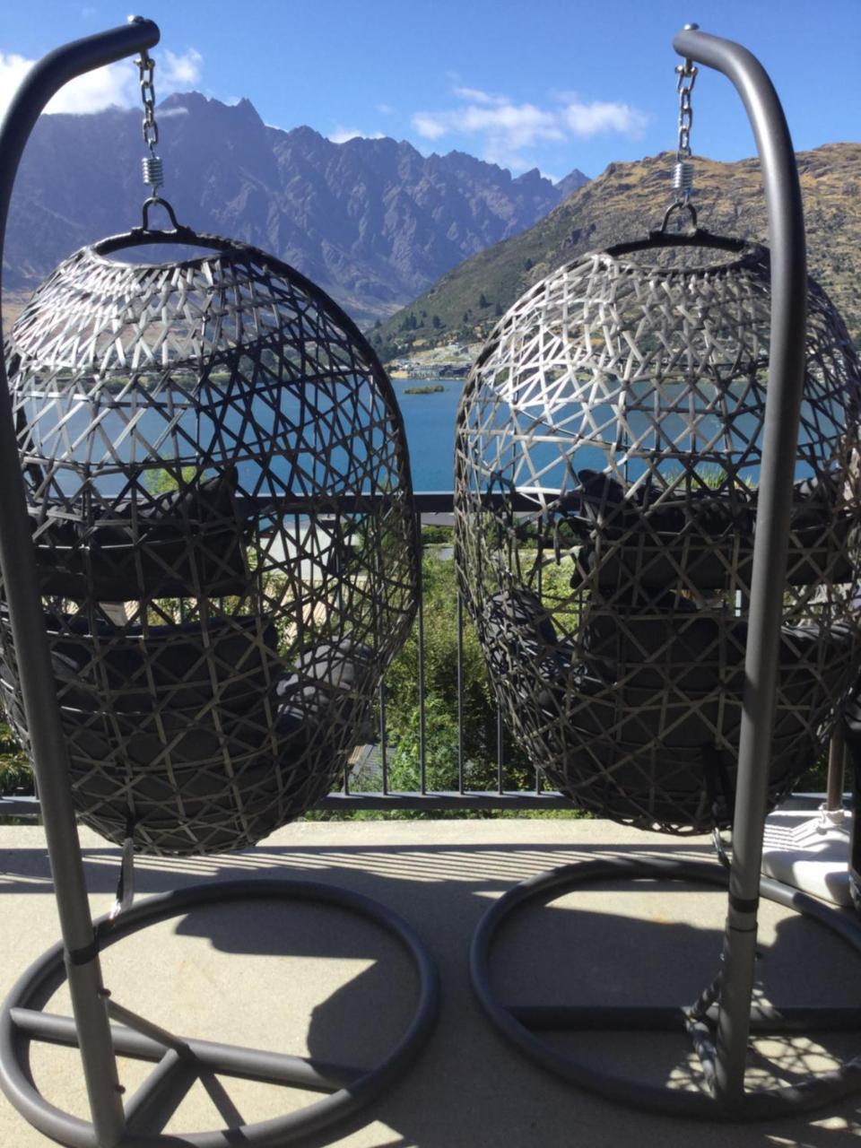 The Embassy B&B Queenstown Dış mekan fotoğraf